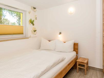 Bungis Am Grimnitzsee - Schlafzimmer Doppelbett 1,40m kein Durchgang