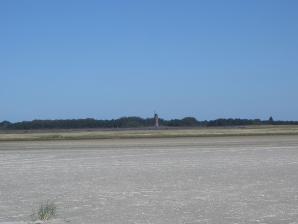 Böhler Leuchtturm (vom Strand aus gesehen)